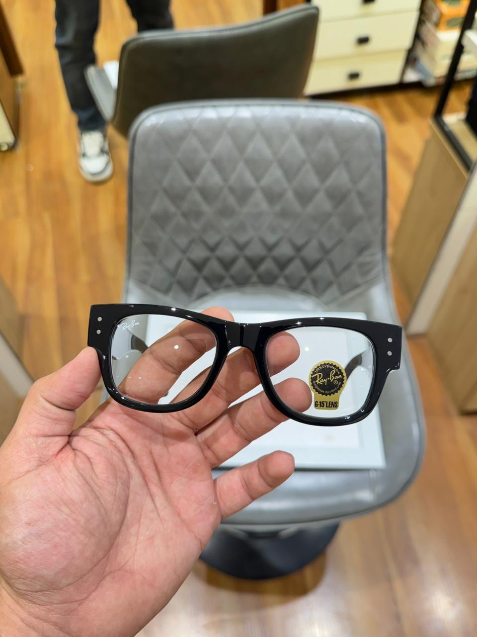 RayBann 0840 Black Premium Frame