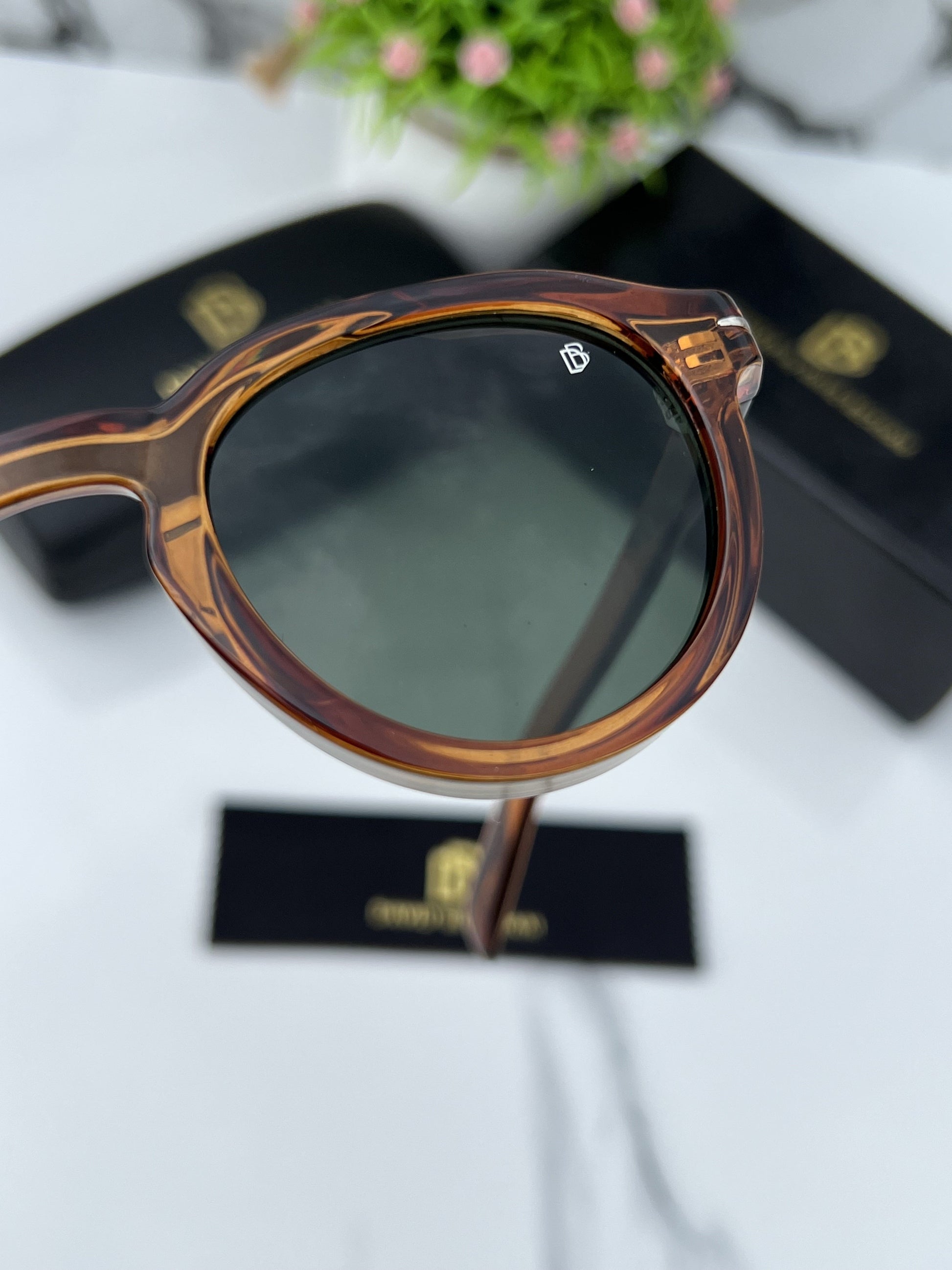 Daviid Beckhamm Round brown green (Premium Quality