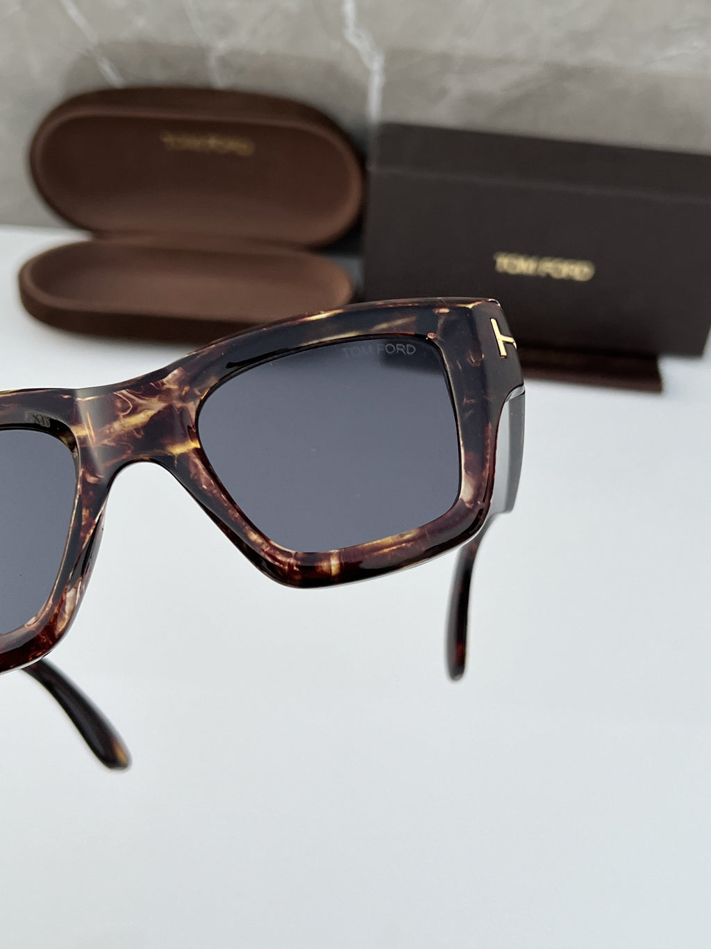 Tomforrd 4184 Tiger Black