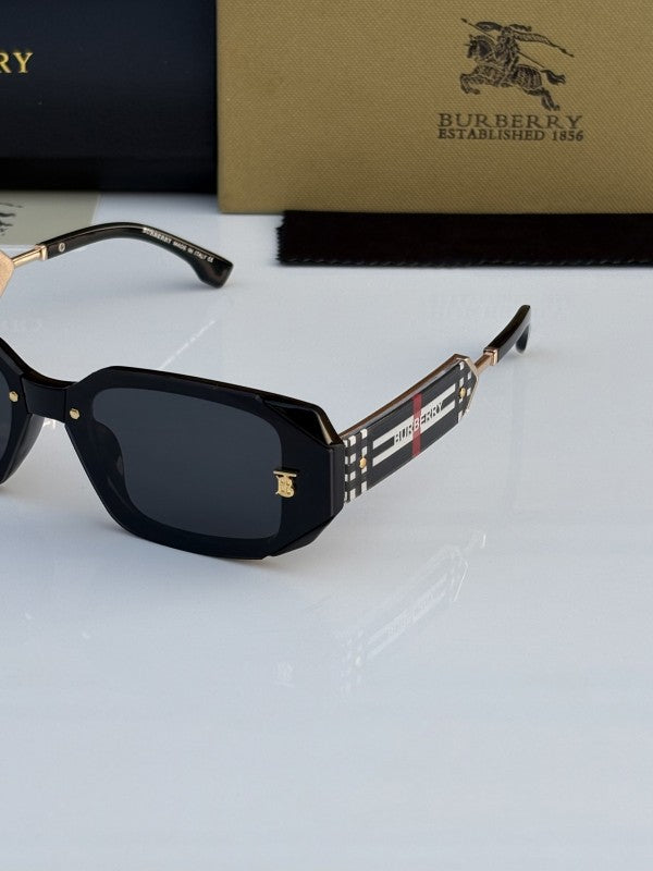 Burberr.y 8311 full black