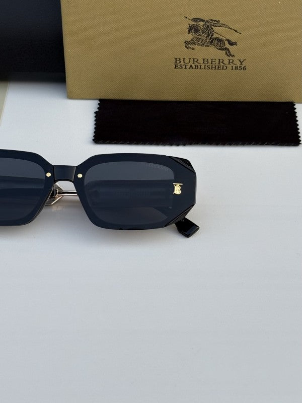 Burberr.y 8311 full black