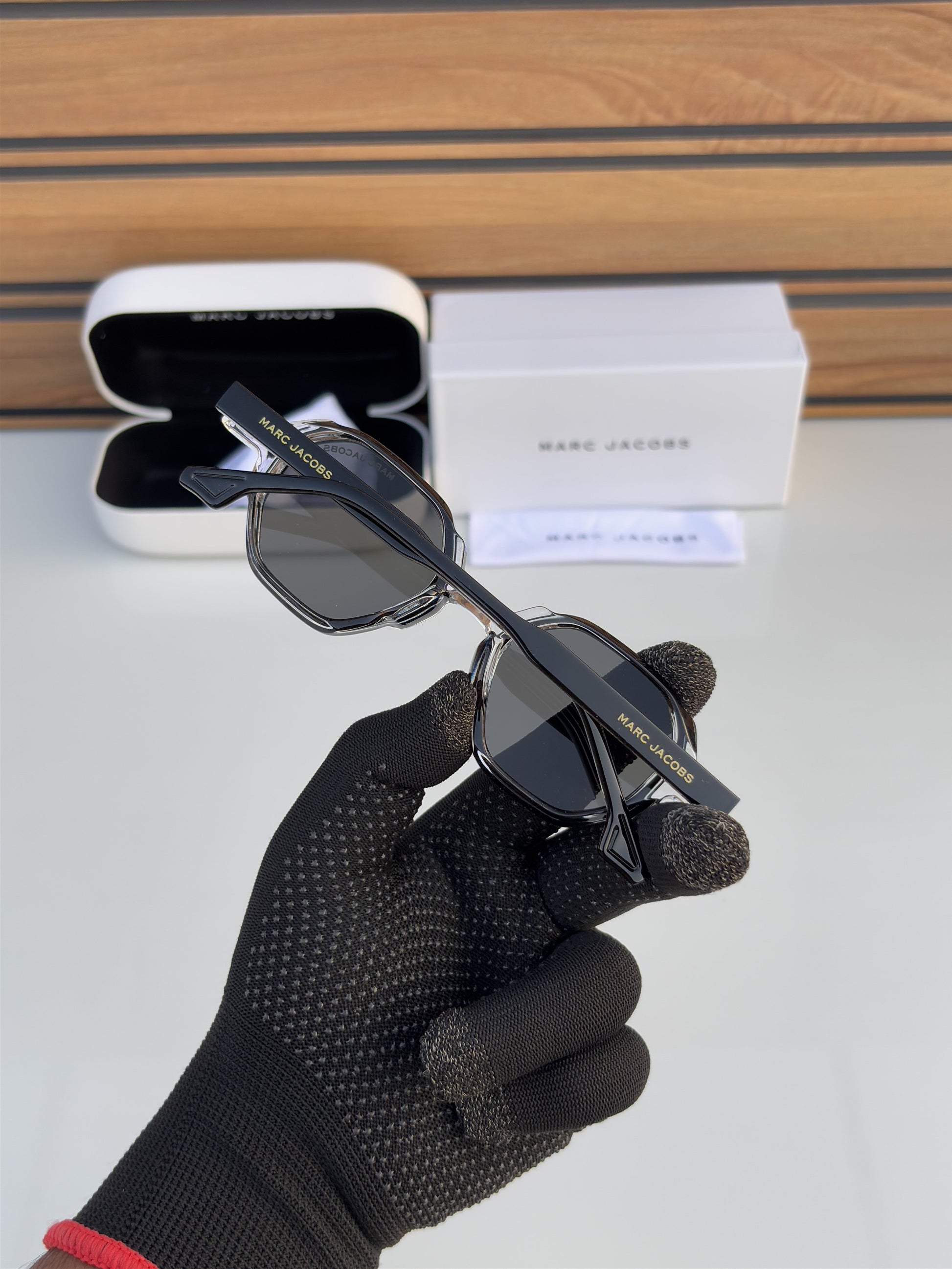 Marcc jacobbs 6262 transparent black