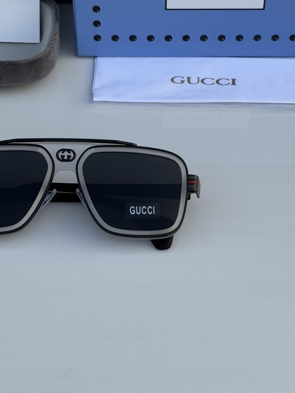 Gucc.i 1295 transparent black