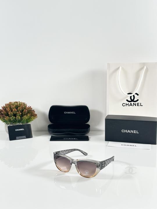 Chaneel Unisex Water Green Sunglasses - Women
