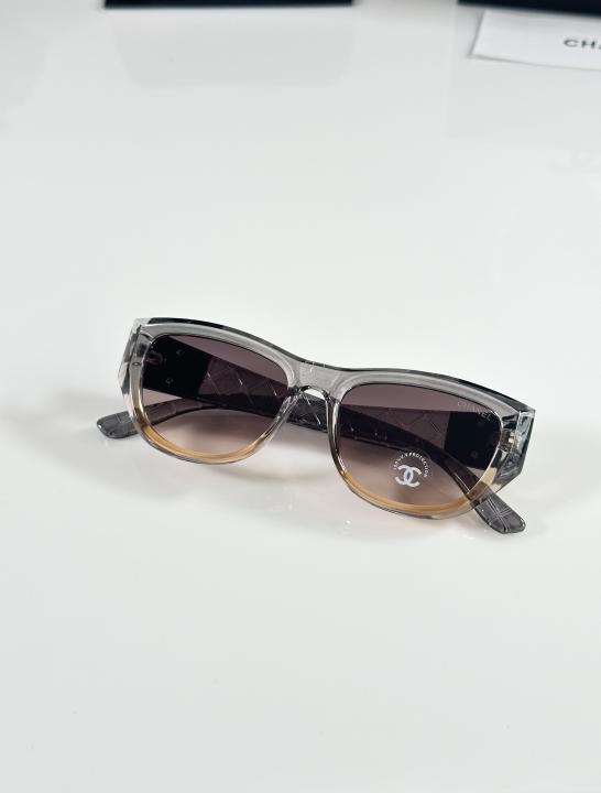 Chaneel Unisex Water Green Sunglasses - Women
