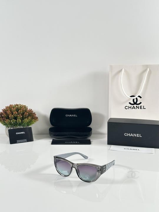 Chaneel Unisex Grey Green Sunglasses - Women