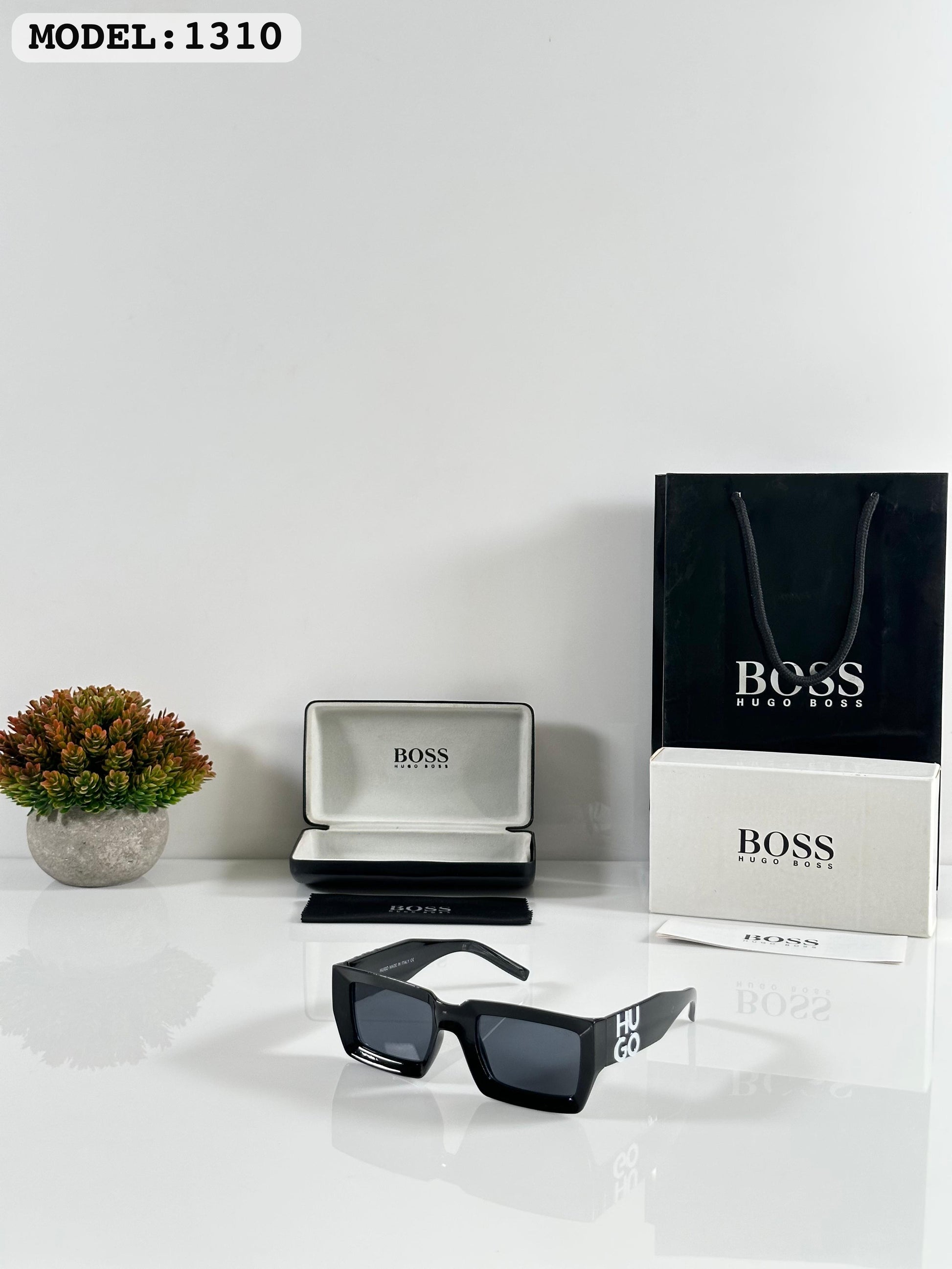 Hugoo Bosss 1310 Black