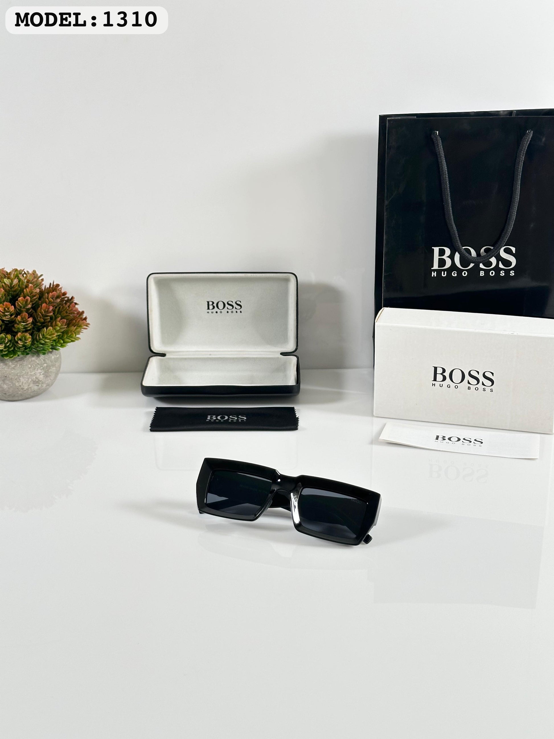 Hugoo Bosss 1310 Black