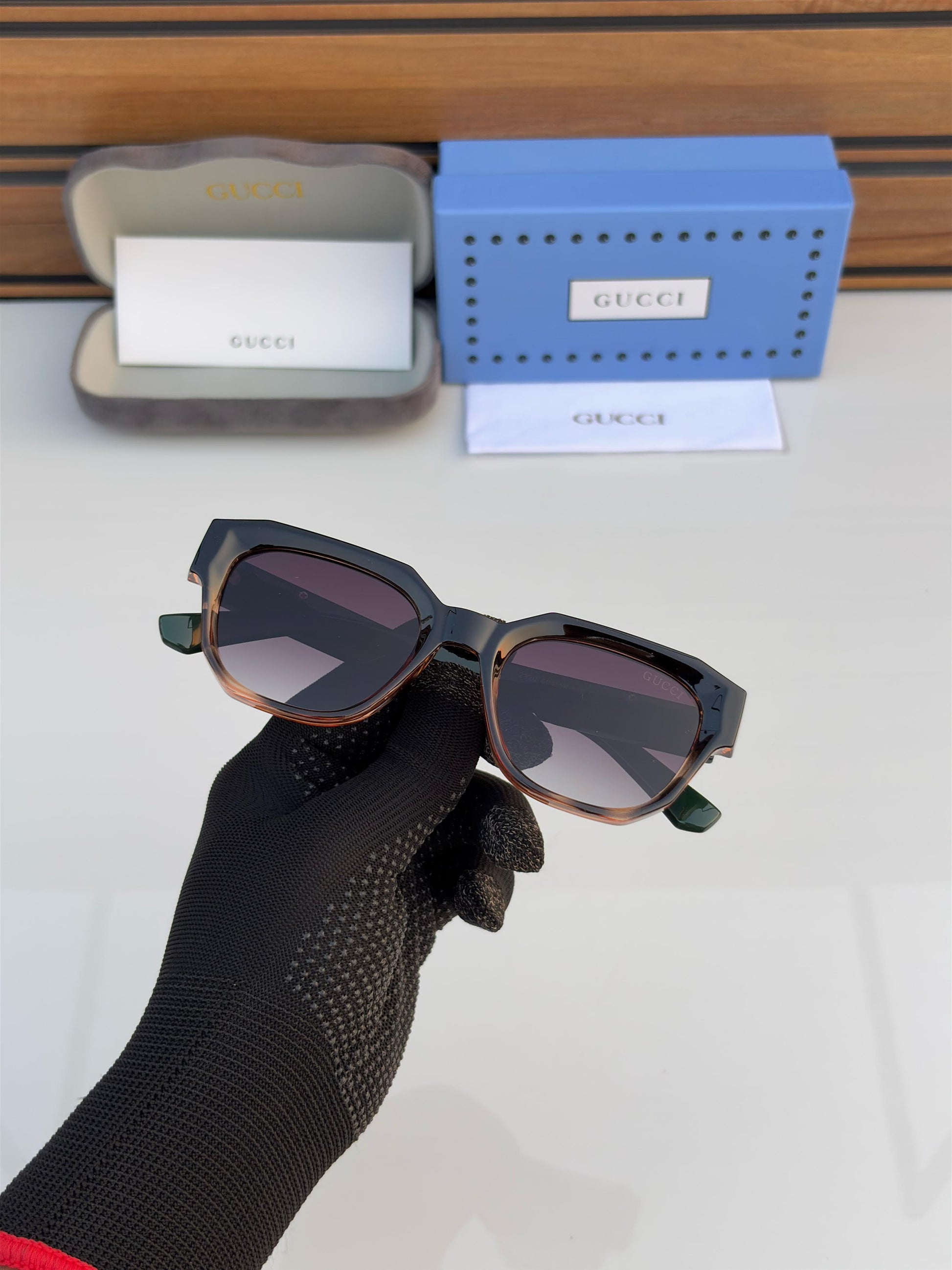 GUCCII 2320 BLACK SHADES