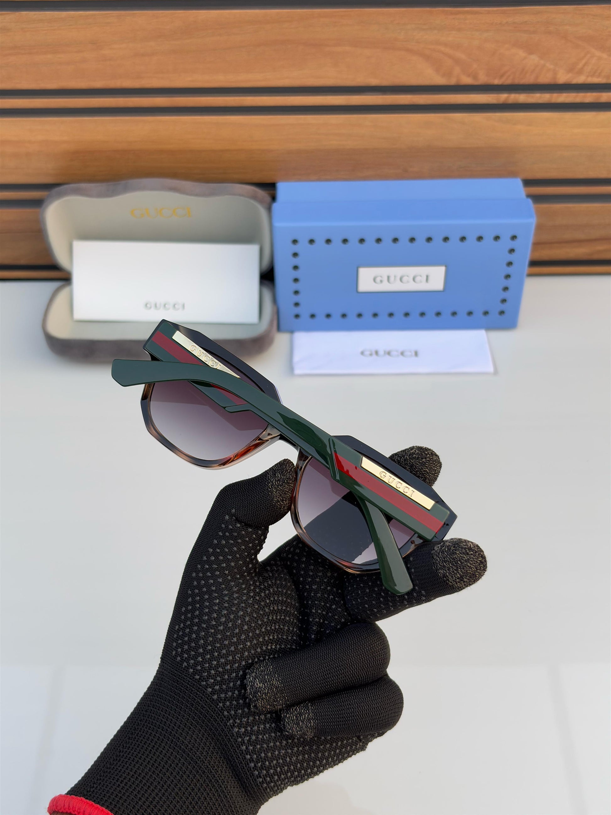GUCCII 2320 BLACK SHADES