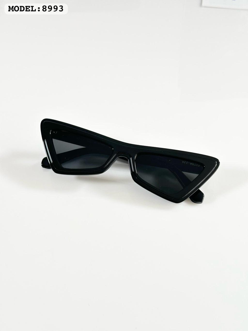 OFFF WHITEE 8993 BLACK