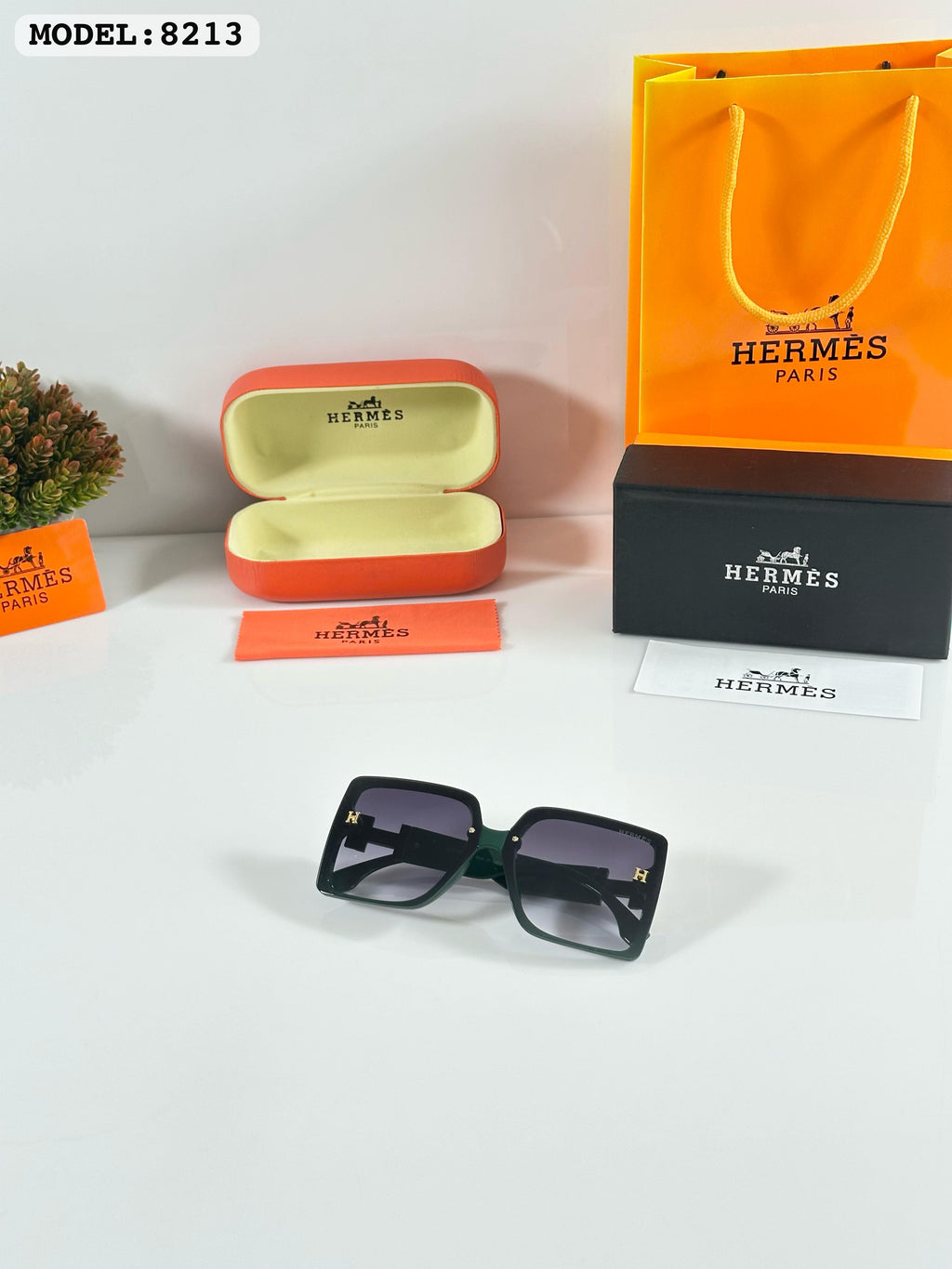 Hermess 8213 Black Green - Women