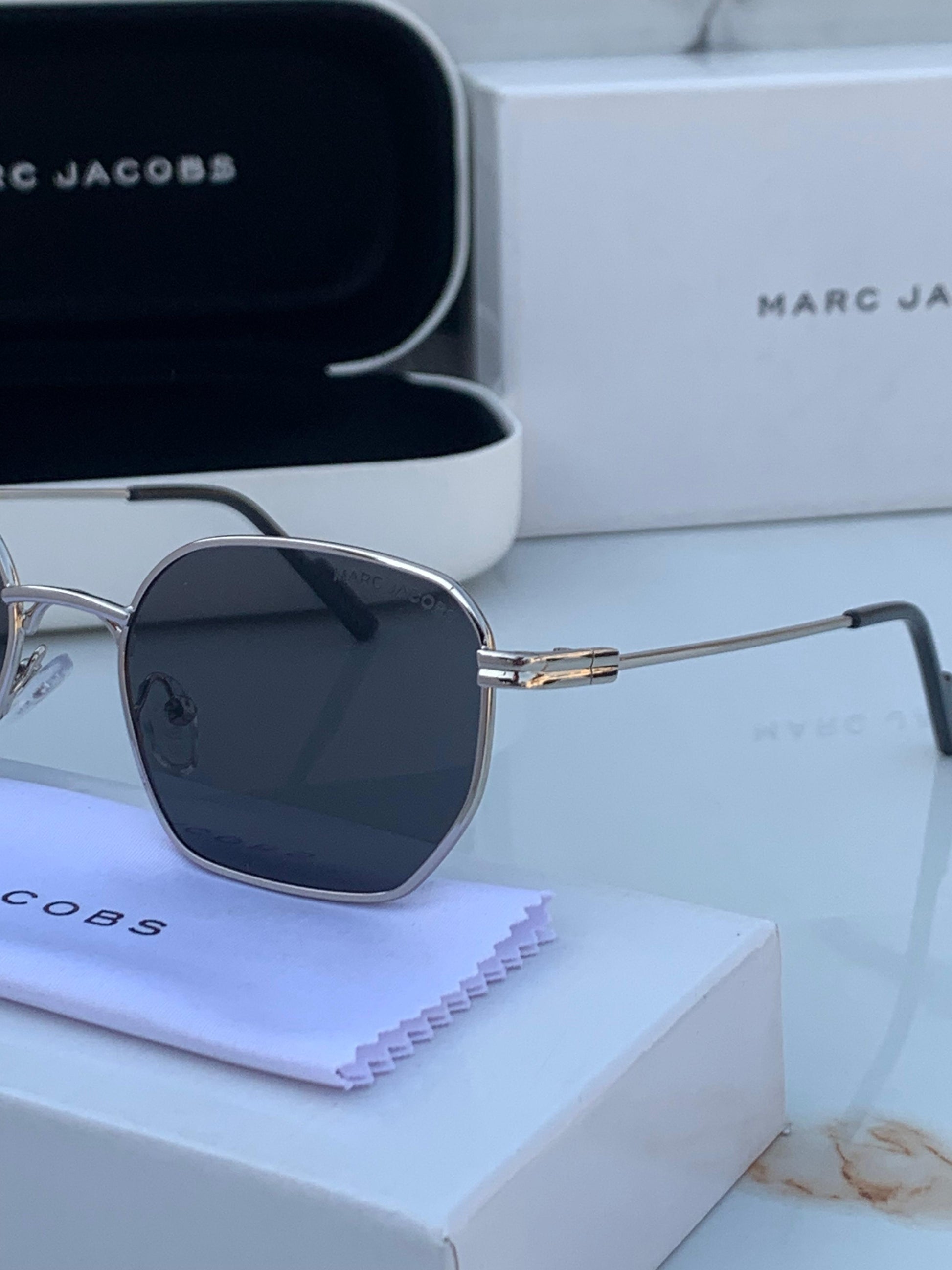 Marcc Jacobss 9185 Silver Metal