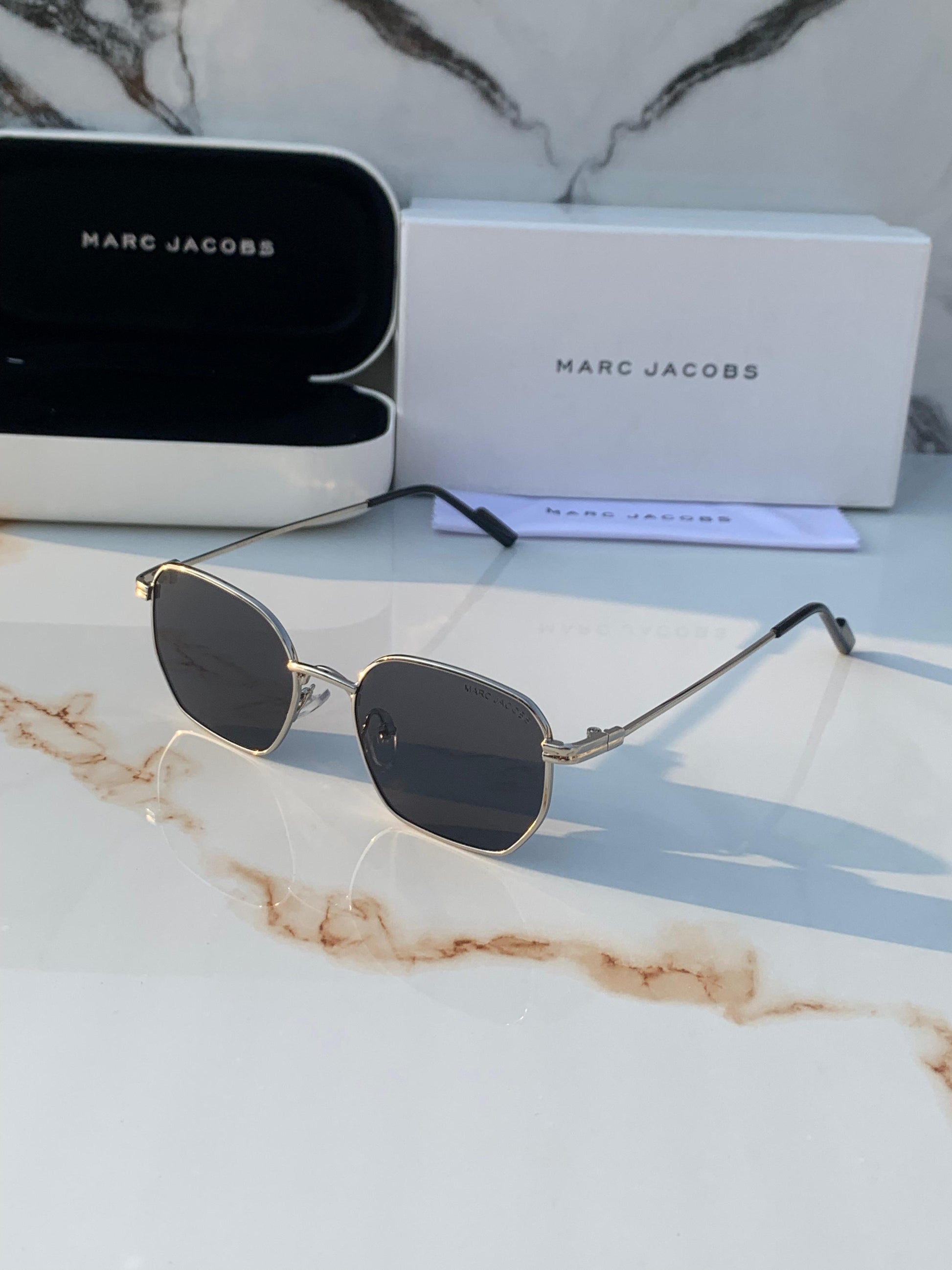 Marcc Jacobss 9185 Silver Metal