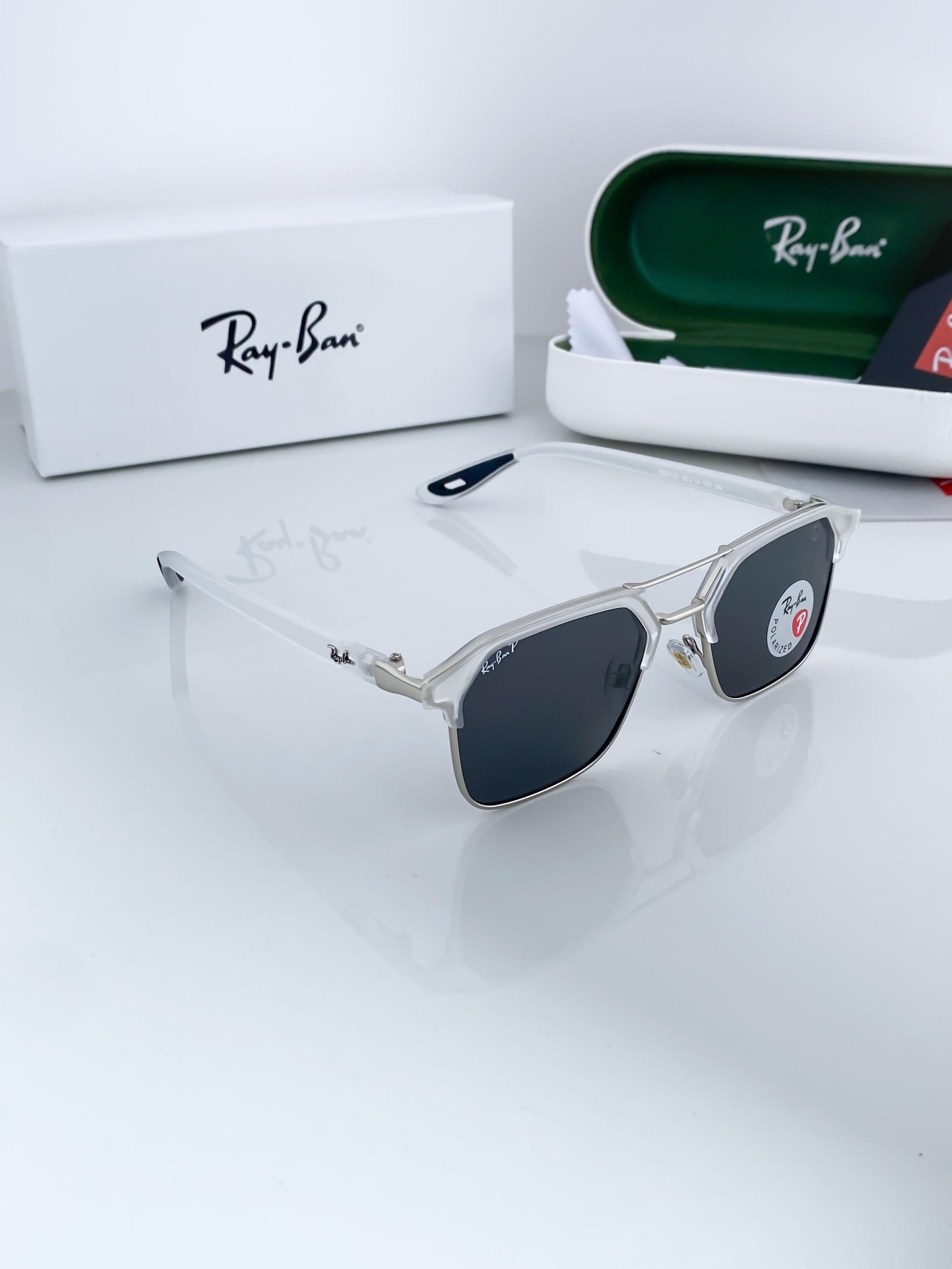Raybann 04 White