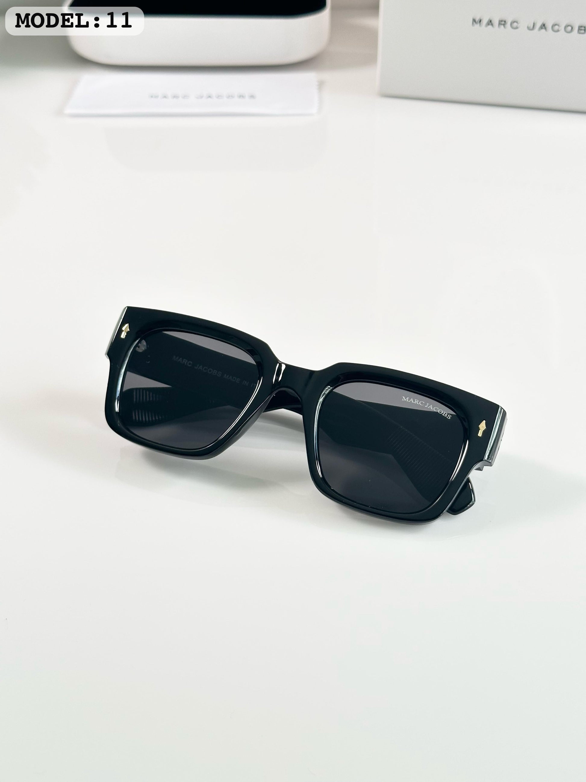 MARCC JACOBSS 11 BLACK