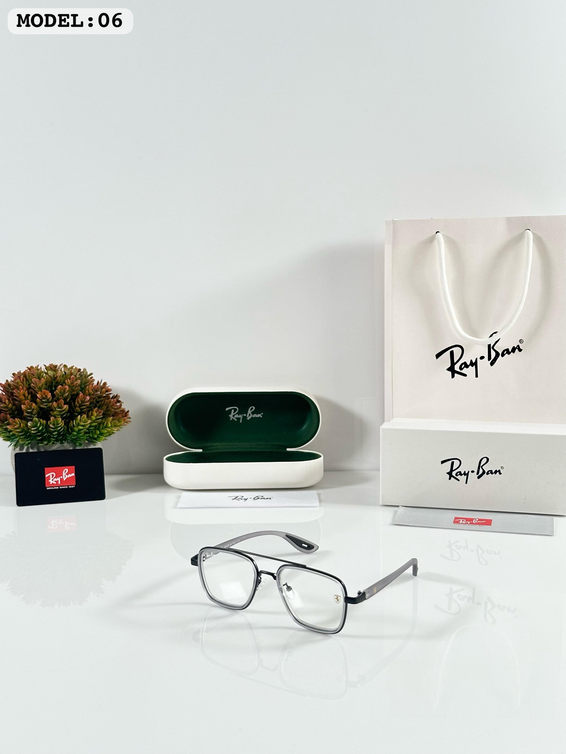 RAYBANN 06 GREY FRAME