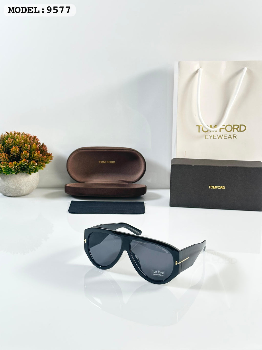 TOMM FORRD 9577 Exclusive Stylish Sunglass