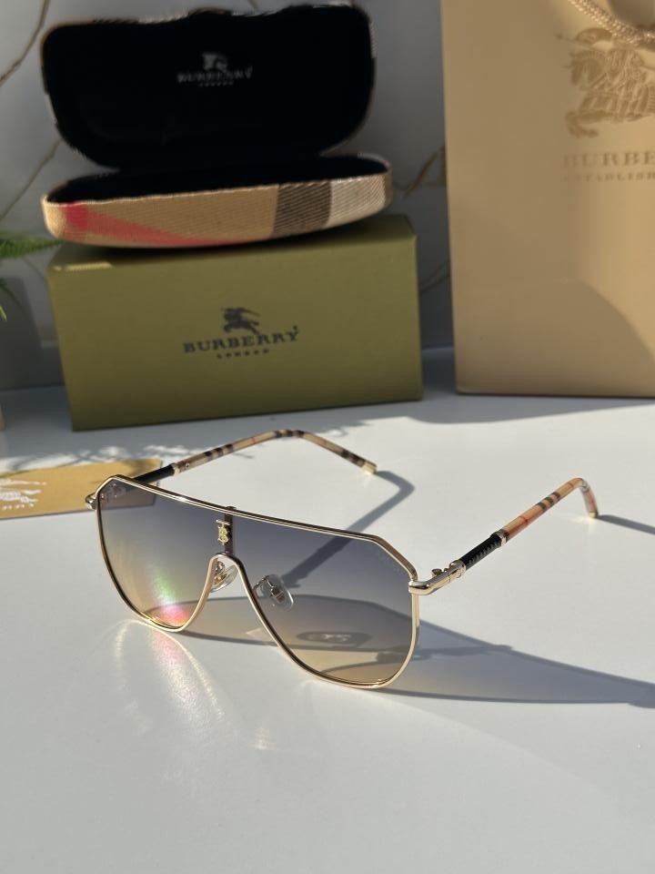 Burberry 23068 Sea/Green