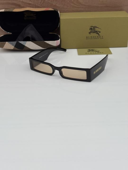 Burberry 22033 peach shades