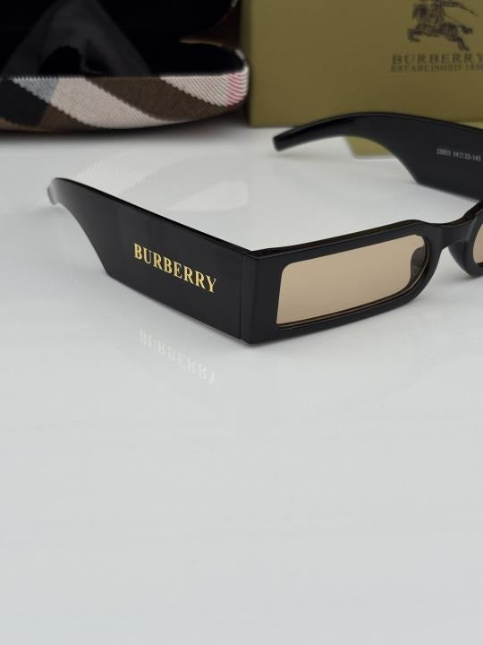 Burberry 22033 peach shades