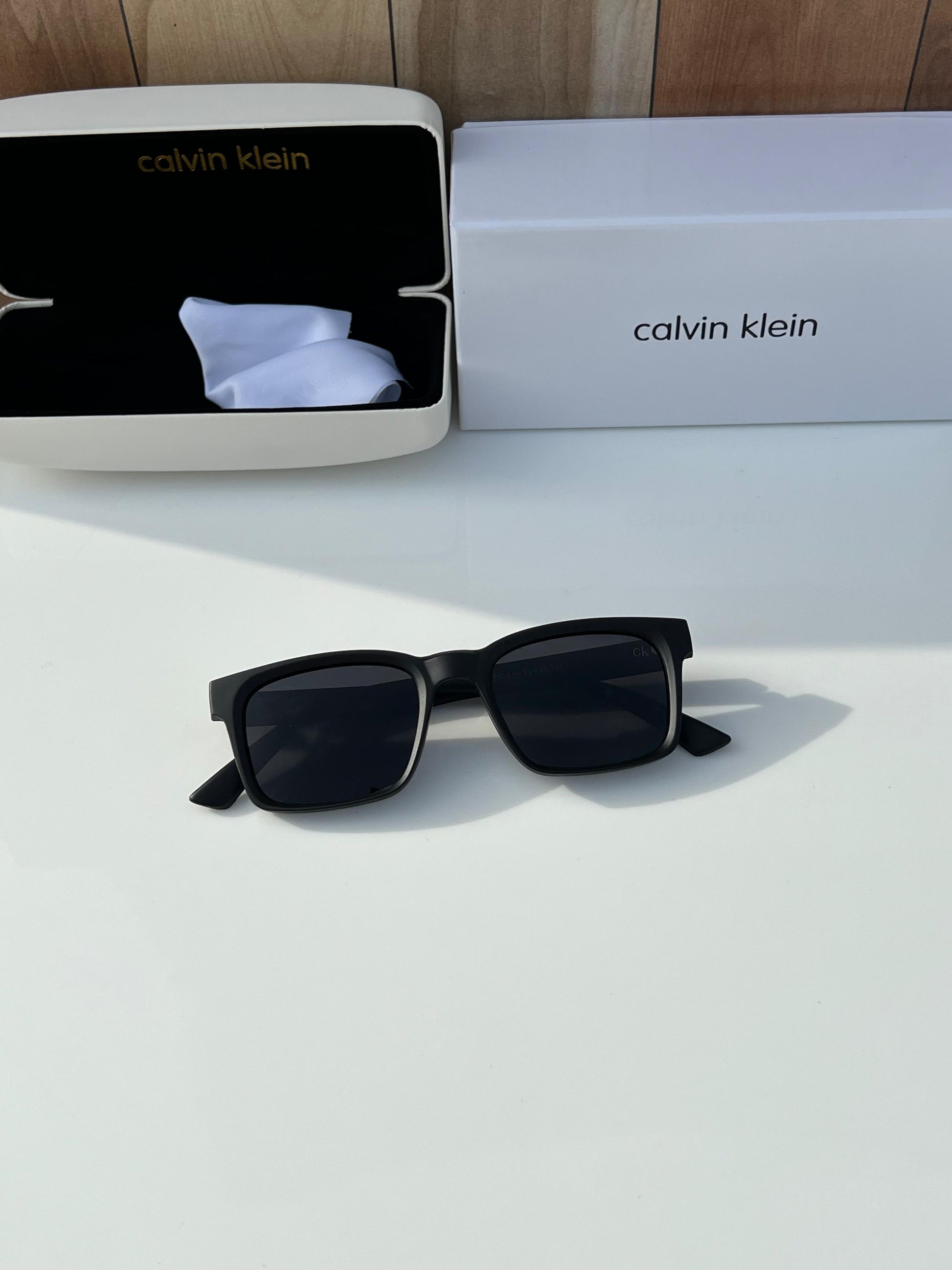 Calviin Kleinn Y13  Black Sunglass (Polarized)