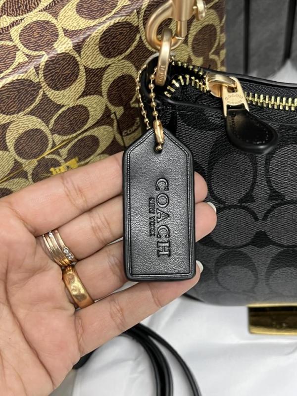 Coach Teri Premium Black Shoulder Bag
