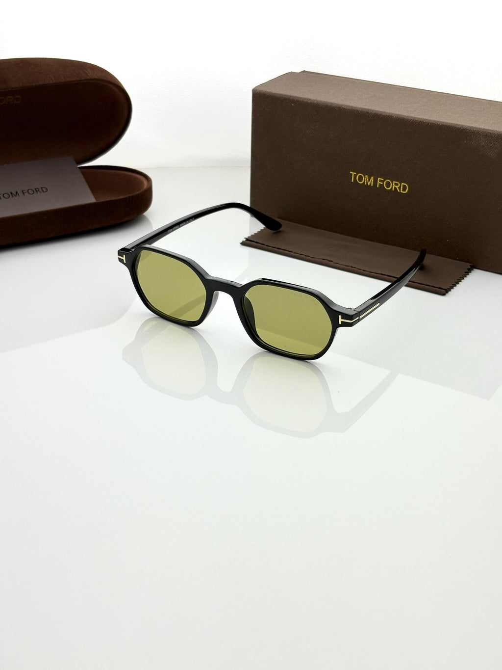 Tomforrd 1301 Black