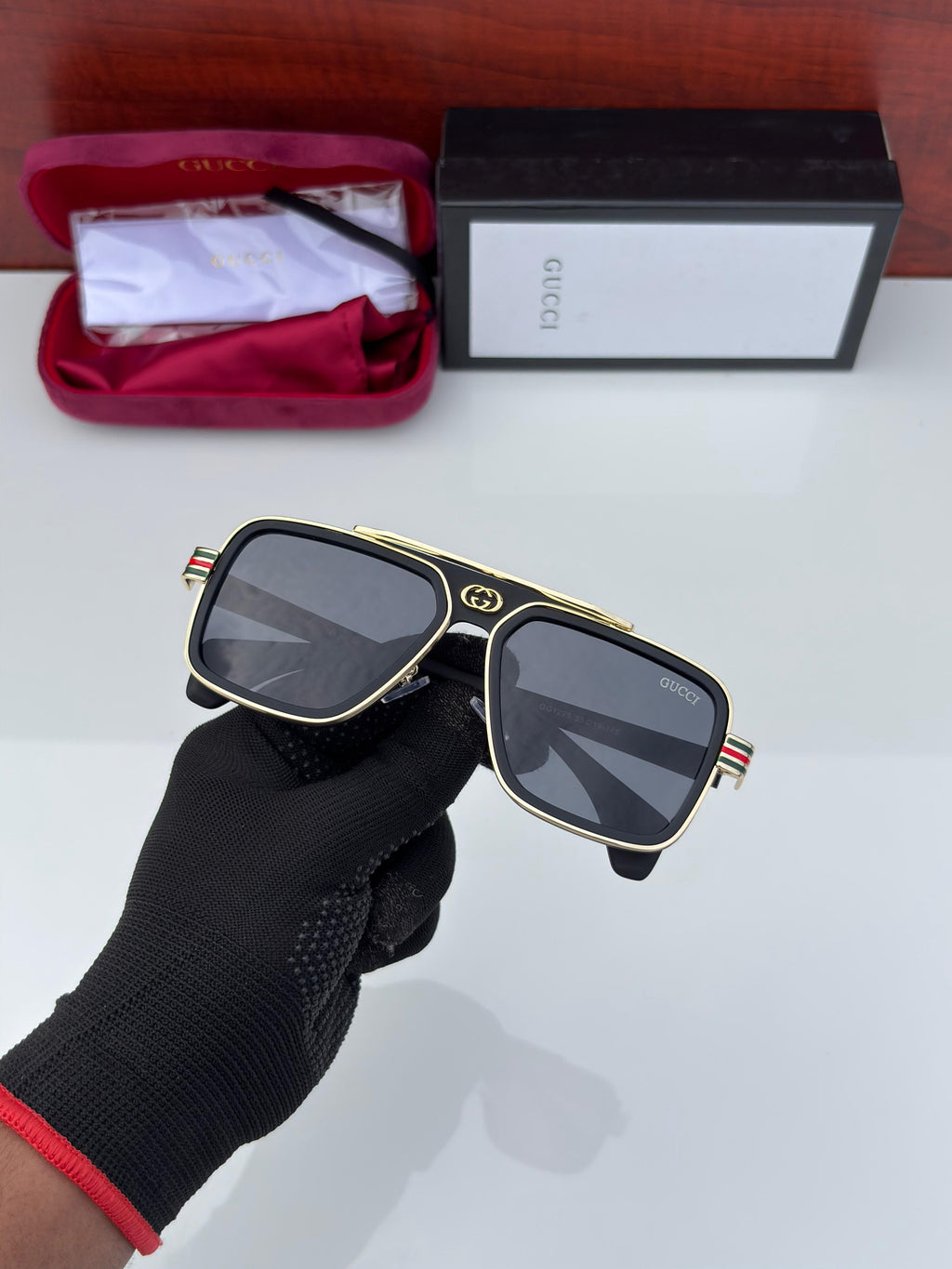 Guccii 1295 Gold/Black