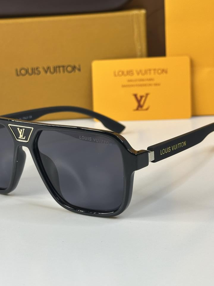 Louiis Vuiiton 8946 Black