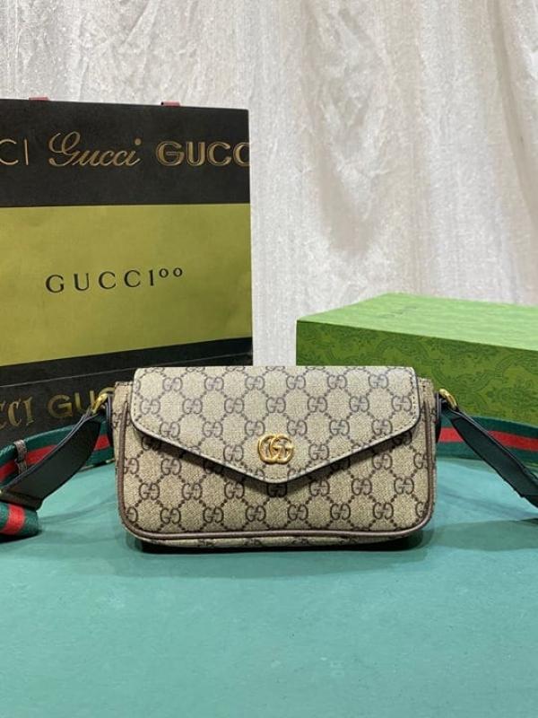 Guccii Ophidia mini GG Canvas Shoulder Bag