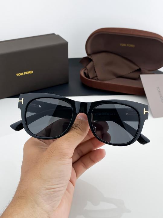 TomForrd Gloss Black 1149
