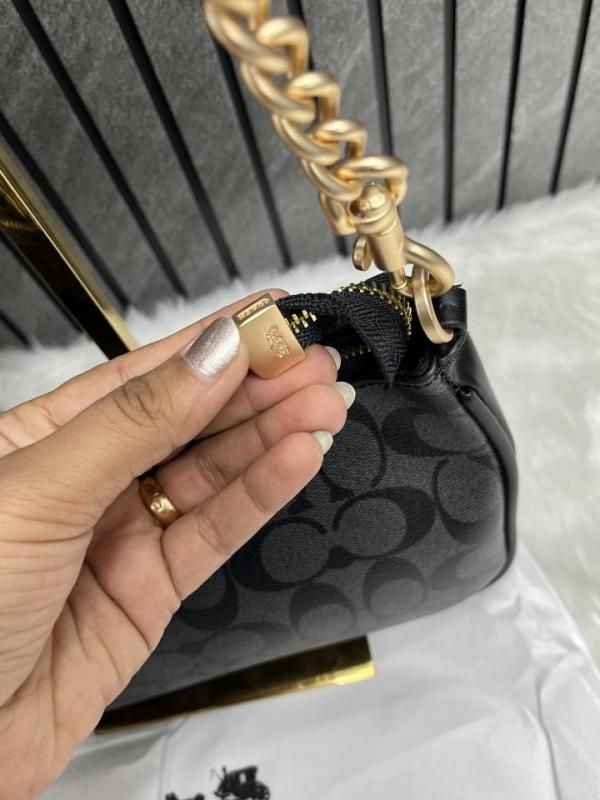 Coach Teri Premium Black Shoulder Bag