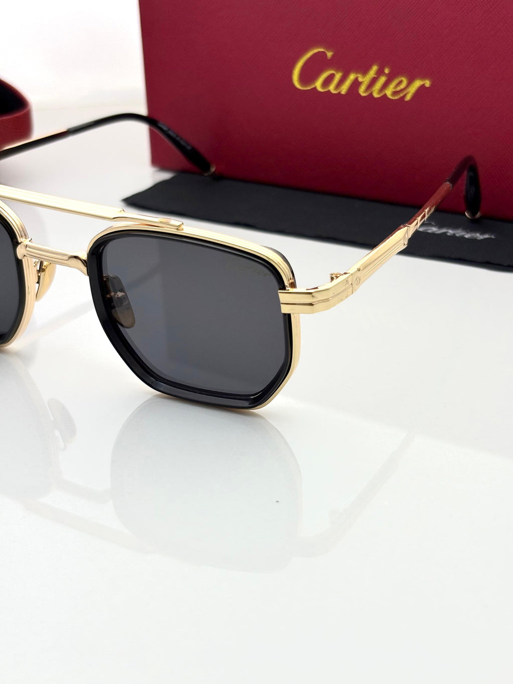 Cartierr 2534 Gold/Black