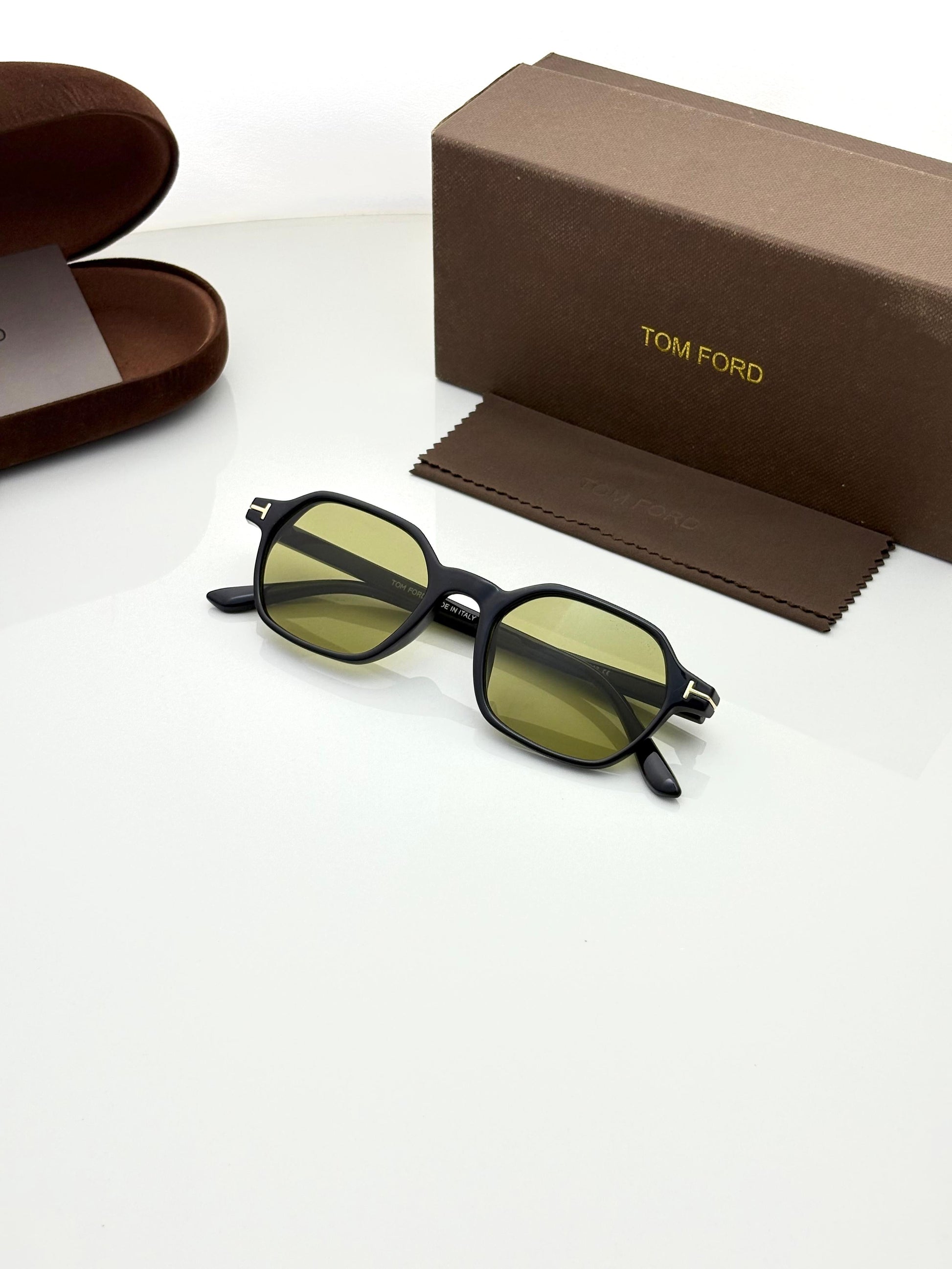 Tomforrd 1301 Black