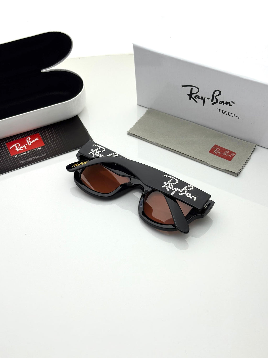 RayBan Diamond Puffer 4940
