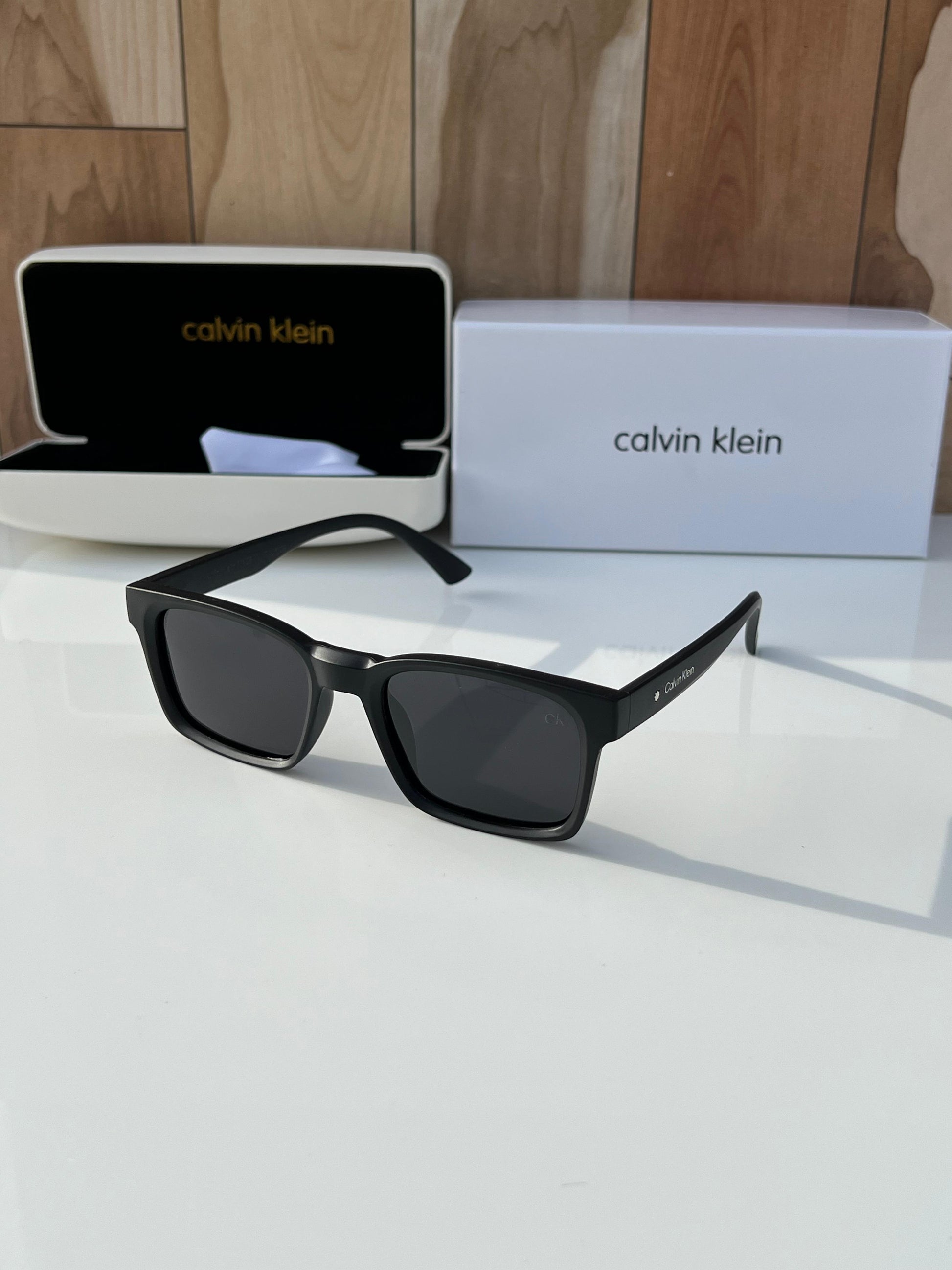 Calviin Kleinn Y13  Black Sunglass (Polarized)
