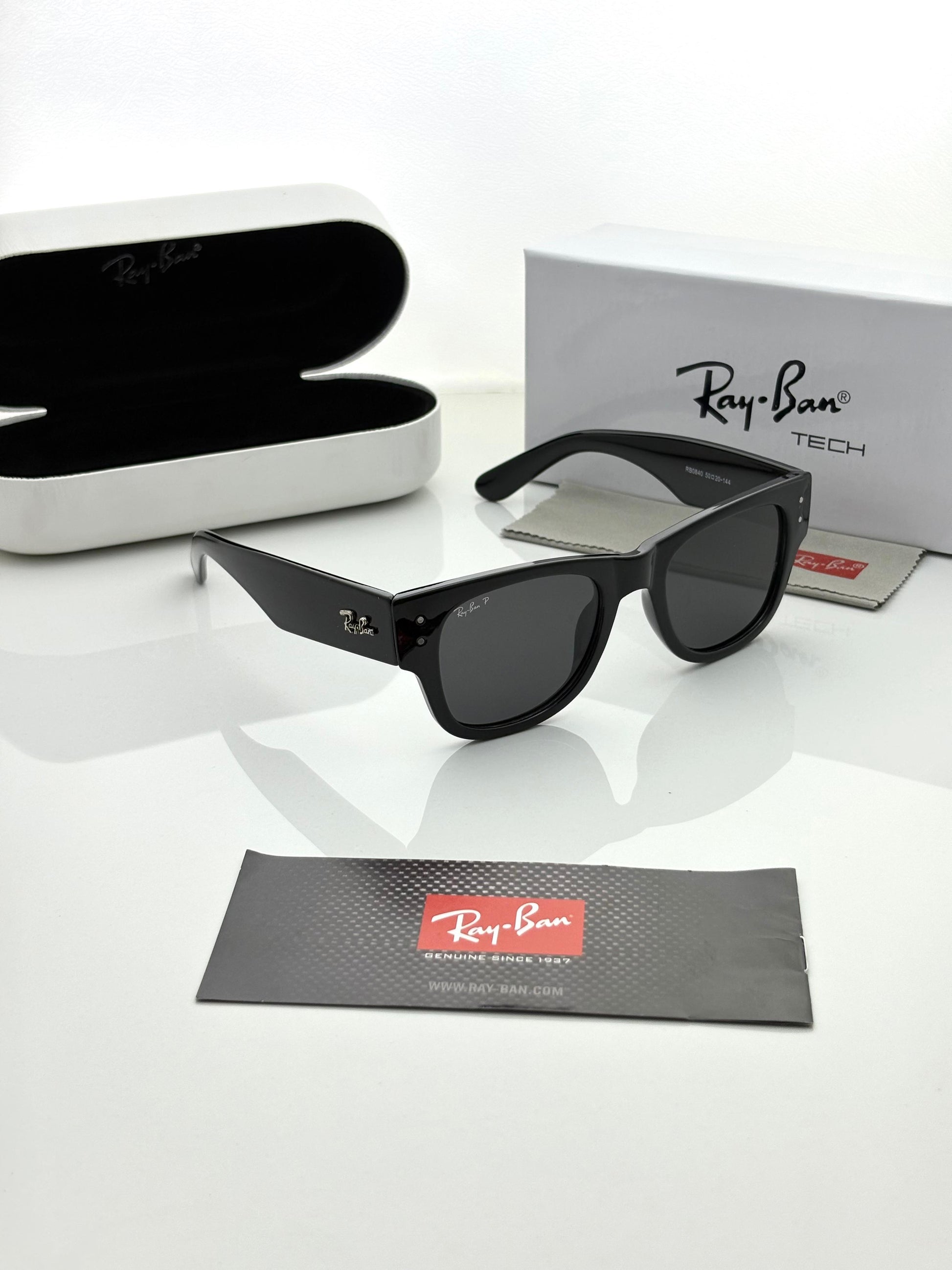 Raybann 0840 Black Mega Wayfarer
