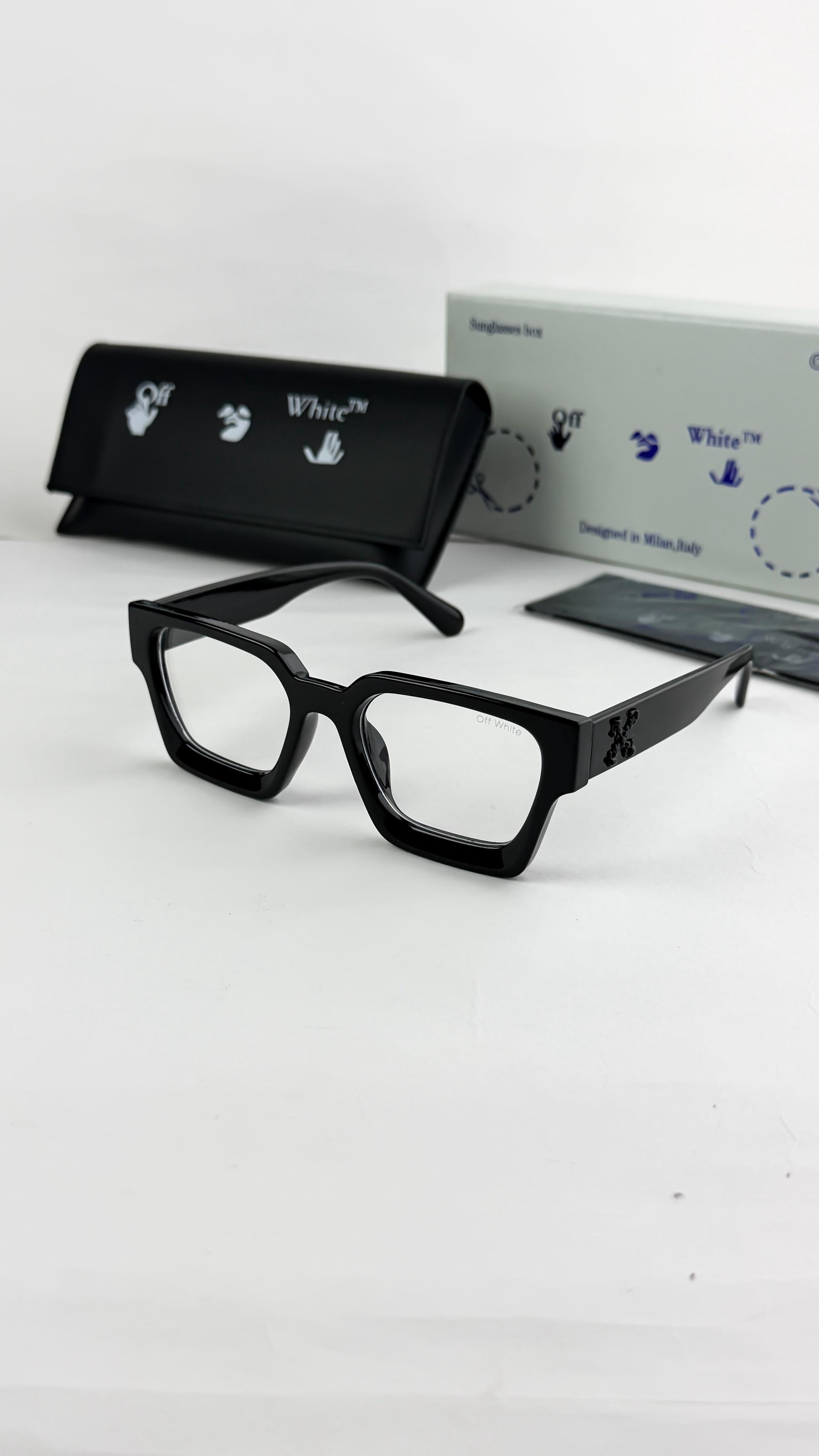 OFF White Premium Black Frame